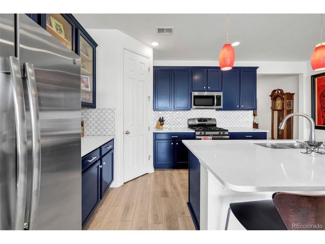 10573 Yosemite St, Henderson, CO 80640