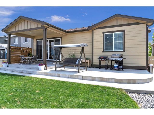 10573 Yosemite St, Henderson, CO 80640