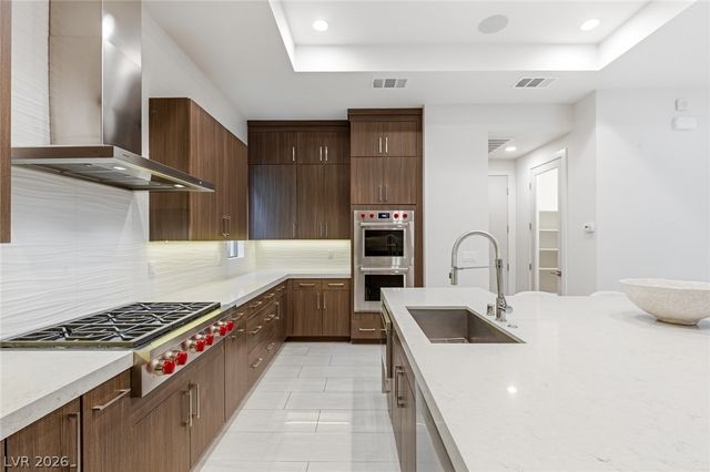 75 Pristine Glen Street, Las Vegas, NV 89135