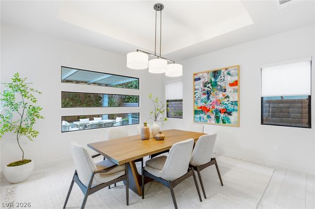 75 Pristine Glen Street, Las Vegas, NV 89135