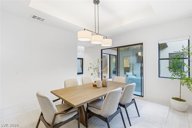 75 Pristine Glen Street, Las Vegas, NV 89135