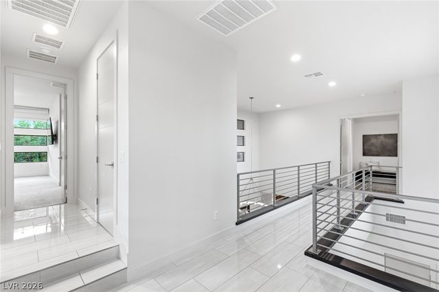 75 Pristine Glen Street, Las Vegas, NV 89135