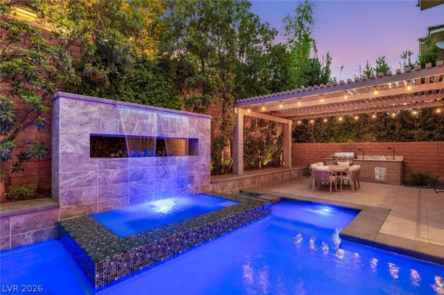 75 Pristine Glen Street, Las Vegas, NV 89135
