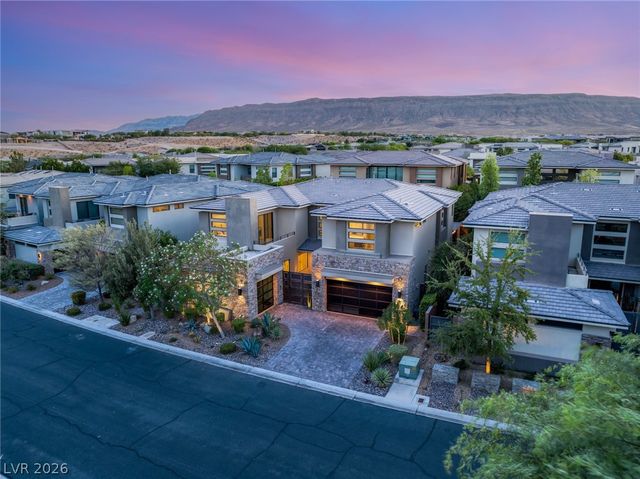 75 Pristine Glen Street, Las Vegas, NV 89135