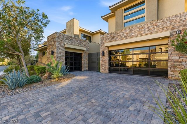 75 Pristine Glen Street, Las Vegas, NV 89135