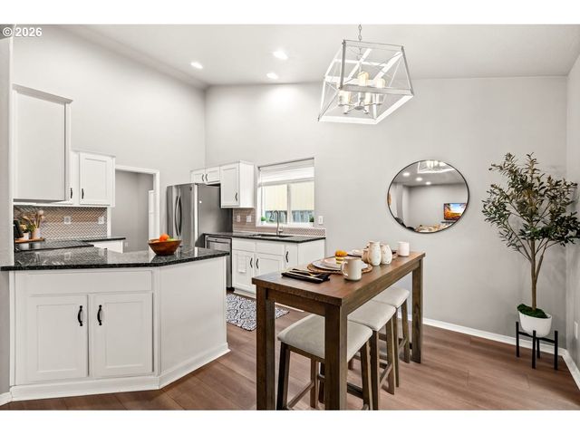 1636 BONNIE Ln, Forest Grove, OR 97116