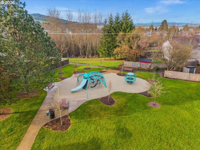 1636 BONNIE Ln, Forest Grove, OR 97116