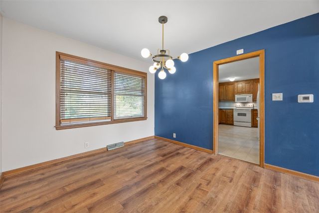 650 Staub Court NE, Cedar Rapids, IA 52402