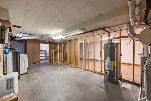 650 Staub Court NE, Cedar Rapids, IA 52402