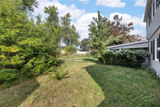 650 Staub Court NE, Cedar Rapids, IA 52402