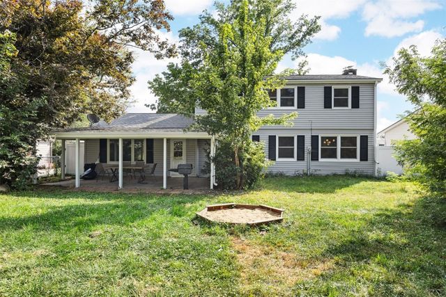 650 Staub Court NE, Cedar Rapids, IA 52402