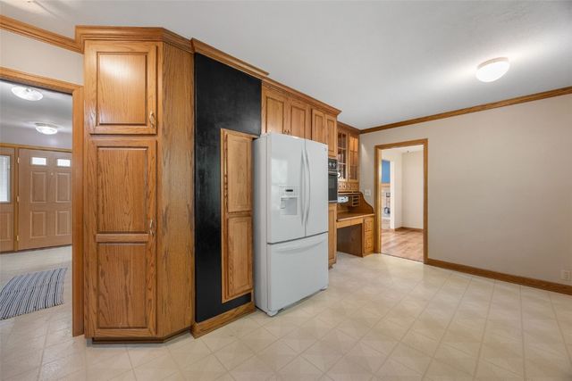 650 Staub Court NE, Cedar Rapids, IA 52402