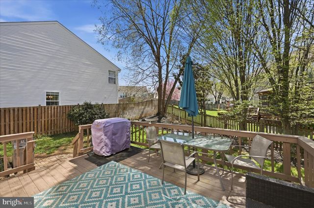 816 BELLVIEW CT NE, Leesburg, VA 20176