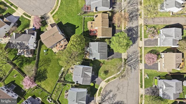 816 BELLVIEW CT NE, Leesburg, VA 20176