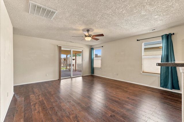 9905 Nacimiento Street NW, Albuquerque, NM 87114