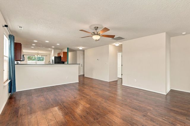 9905 Nacimiento Street NW, Albuquerque, NM 87114