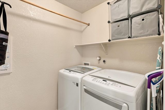 9905 Nacimiento Street NW, Albuquerque, NM 87114