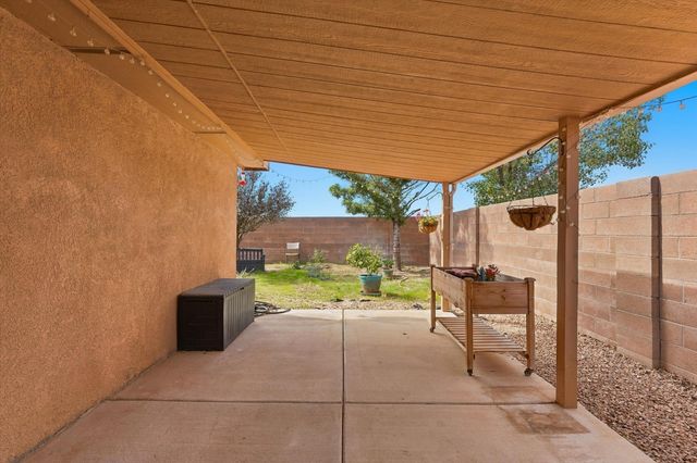 9905 Nacimiento Street NW, Albuquerque, NM 87114