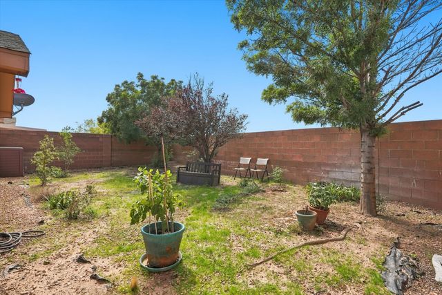 9905 Nacimiento Street NW, Albuquerque, NM 87114