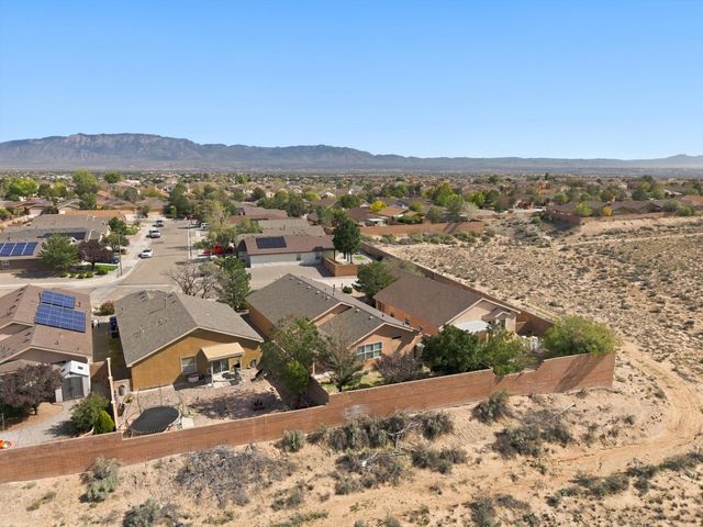 9905 Nacimiento Street NW, Albuquerque, NM 87114