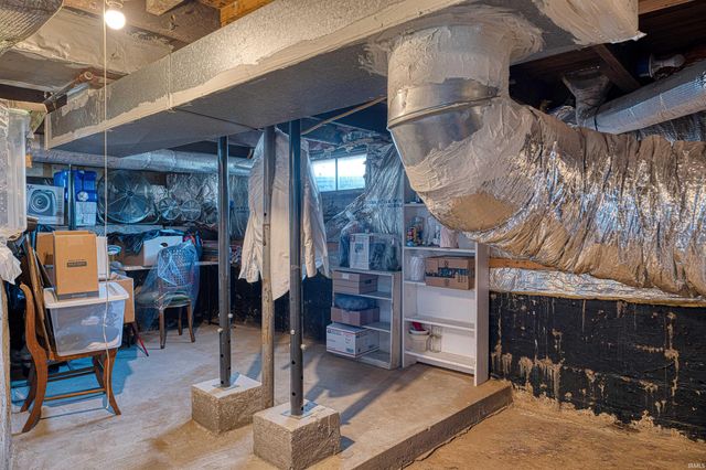 410 S State Street, Chandler, IN 47610