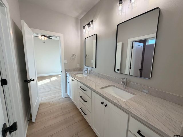 361 Heritage Way, Bullard, TX 75757