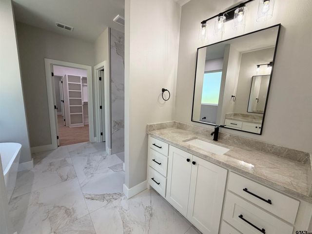 361 Heritage Way, Bullard, TX 75757