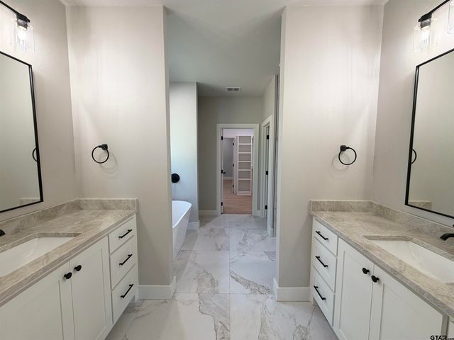 361 Heritage Way, Bullard, TX 75757