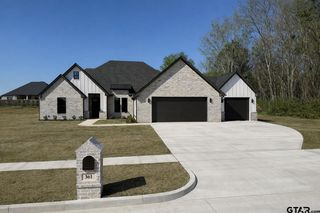 361 Heritage Way, Bullard, TX 75757