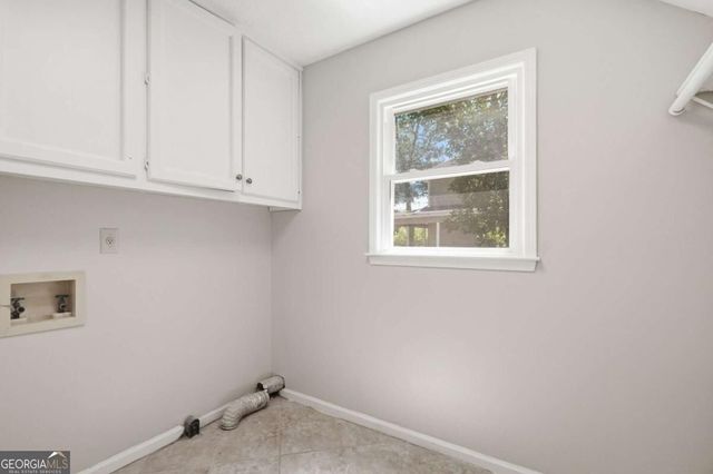 4040 Camaron Way, Snellville, GA 30039