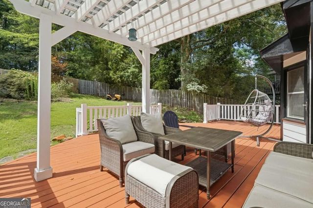 4040 Camaron Way, Snellville, GA 30039