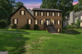 4040 Camaron Way, Snellville, GA 30039