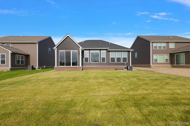 2352 Provencal Drive, Commerce Twp, MI 48382