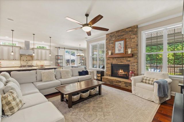 6 Beaufort Court, Durham, NC 27713