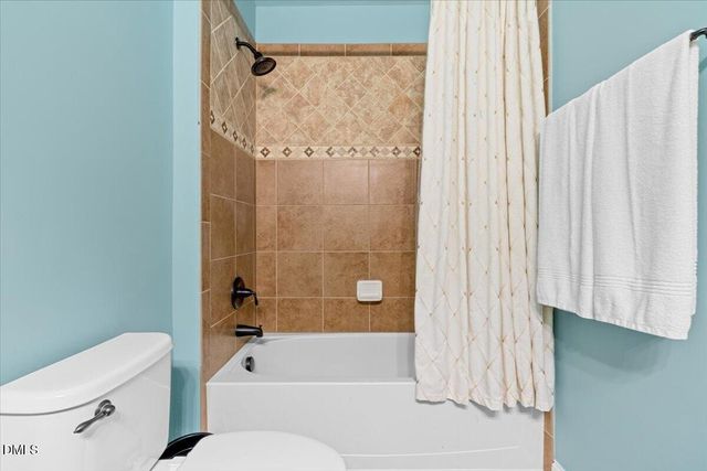 6 Beaufort Court, Durham, NC 27713