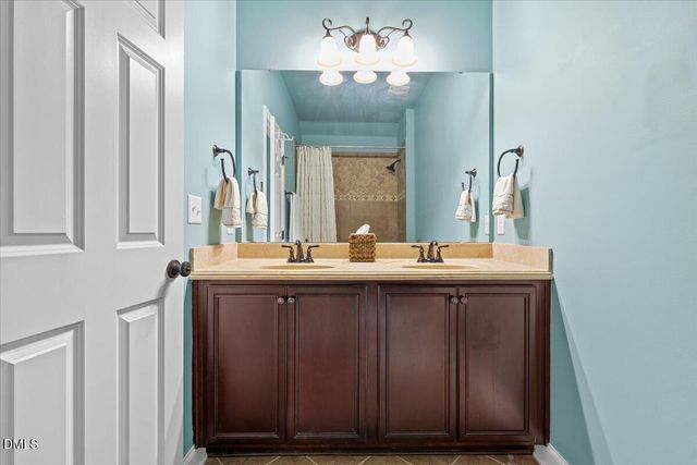 6 Beaufort Court, Durham, NC 27713