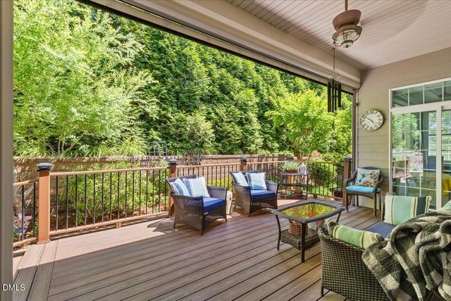 6 Beaufort Court, Durham, NC 27713