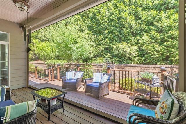 6 Beaufort Court, Durham, NC 27713