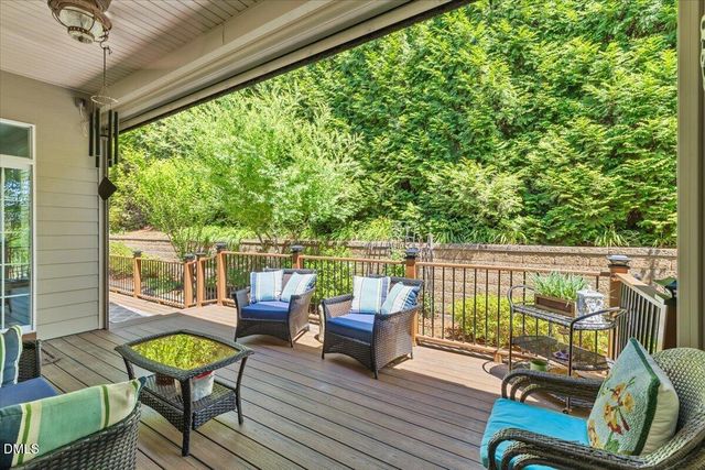 6 Beaufort Court, Durham, NC 27713