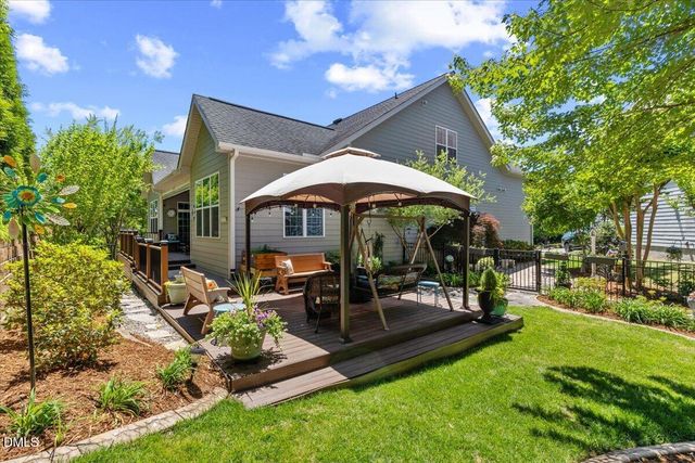 6 Beaufort Court, Durham, NC 27713