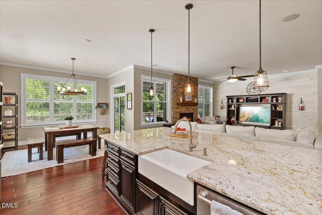 6 Beaufort Court, Durham, NC 27713