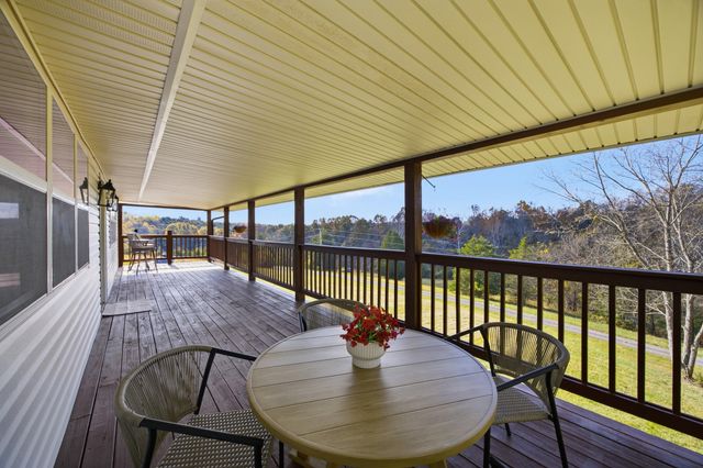 1923 Barkley Road, Sadieville, KY 40370