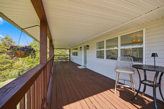 1923 Barkley Road, Sadieville, KY 40370