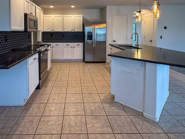 3103 W Zachary Drive, Phoenix, AZ 85027