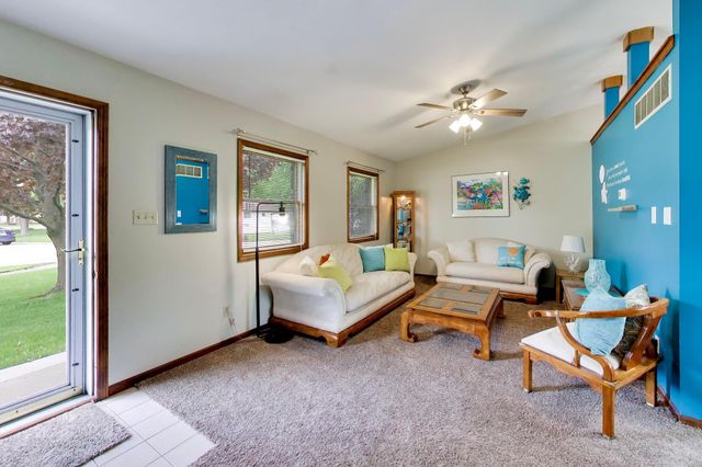 6615 Spruce Street, Portage, IN 46368