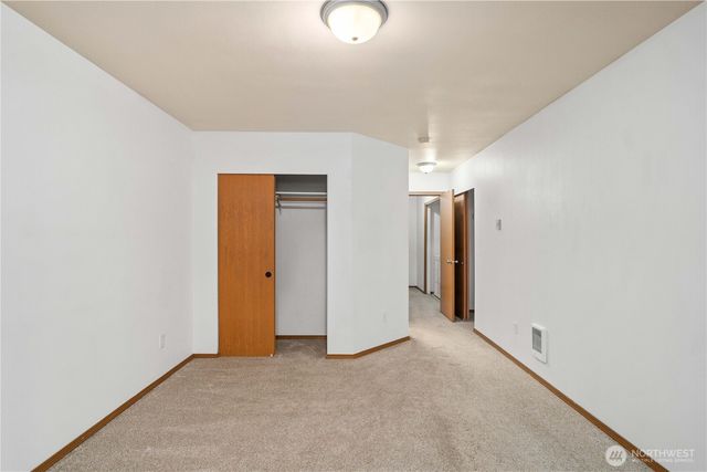 10806 Park Avenue S, Tacoma, WA 98444