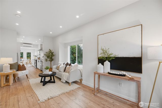 2623 SW Yancy Street, Seattle, WA 98126