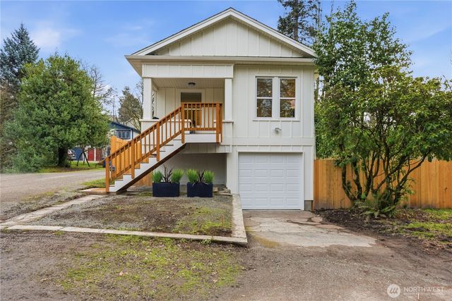 2623 SW Yancy Street, Seattle, WA 98126