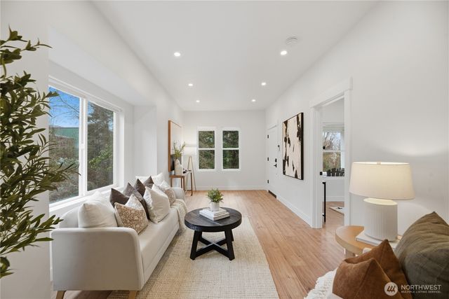 2623 SW Yancy Street, Seattle, WA 98126