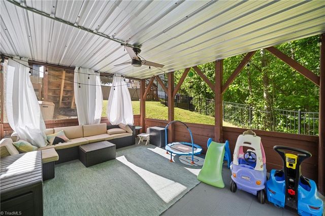 4710 Evie Court, Winston-salem, NC 27127